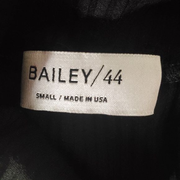 Bailey 44 Black Turtleneck Top Ribbed Cold-Shoulder Soft Top sz S - Picture 4 of 5